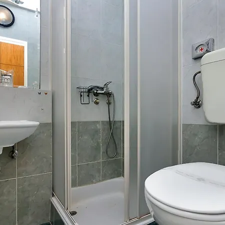 Double Uvala Pokrivenik 2069f 3* Spalato